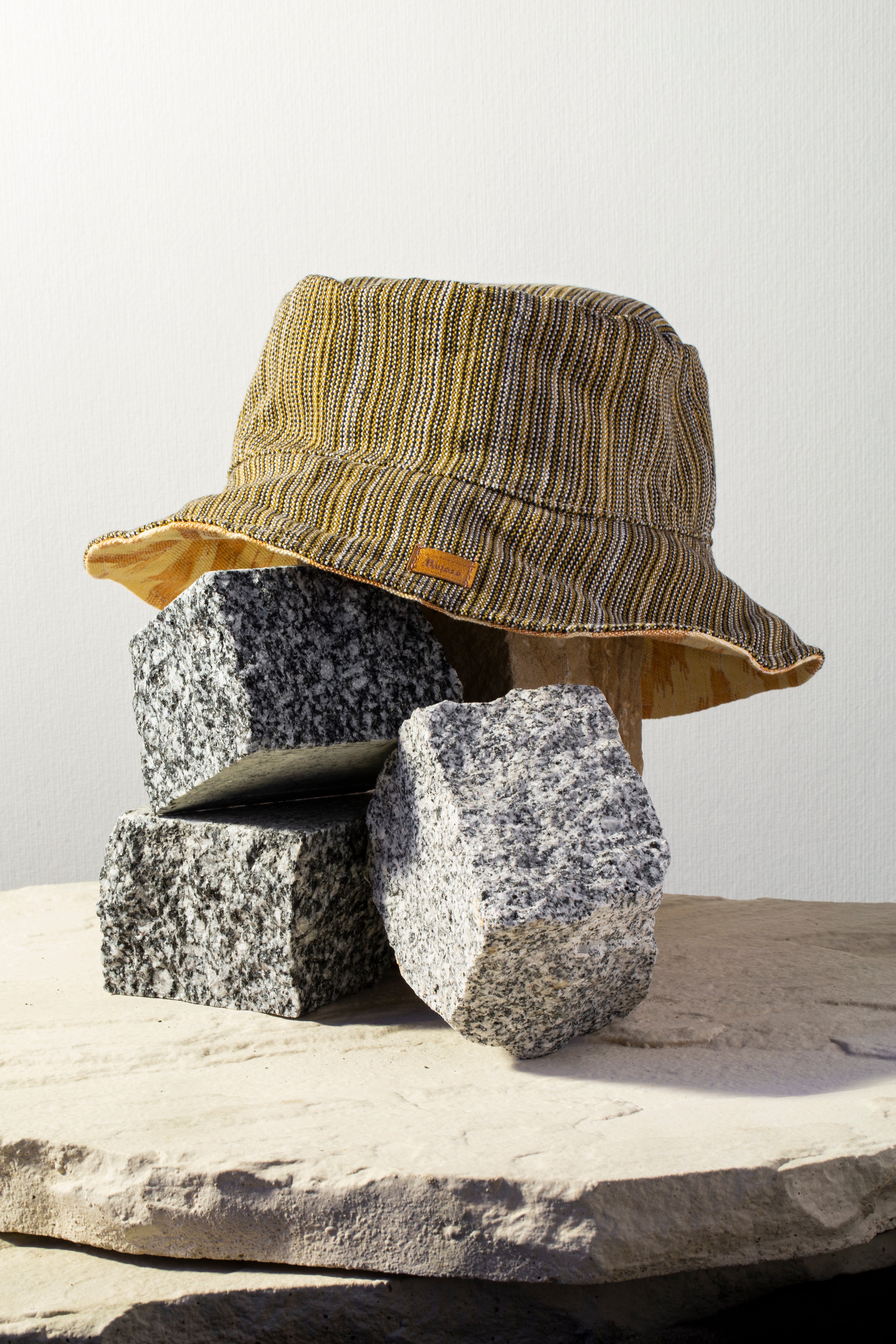 Lengua Bucket Hat Striped/Ochre